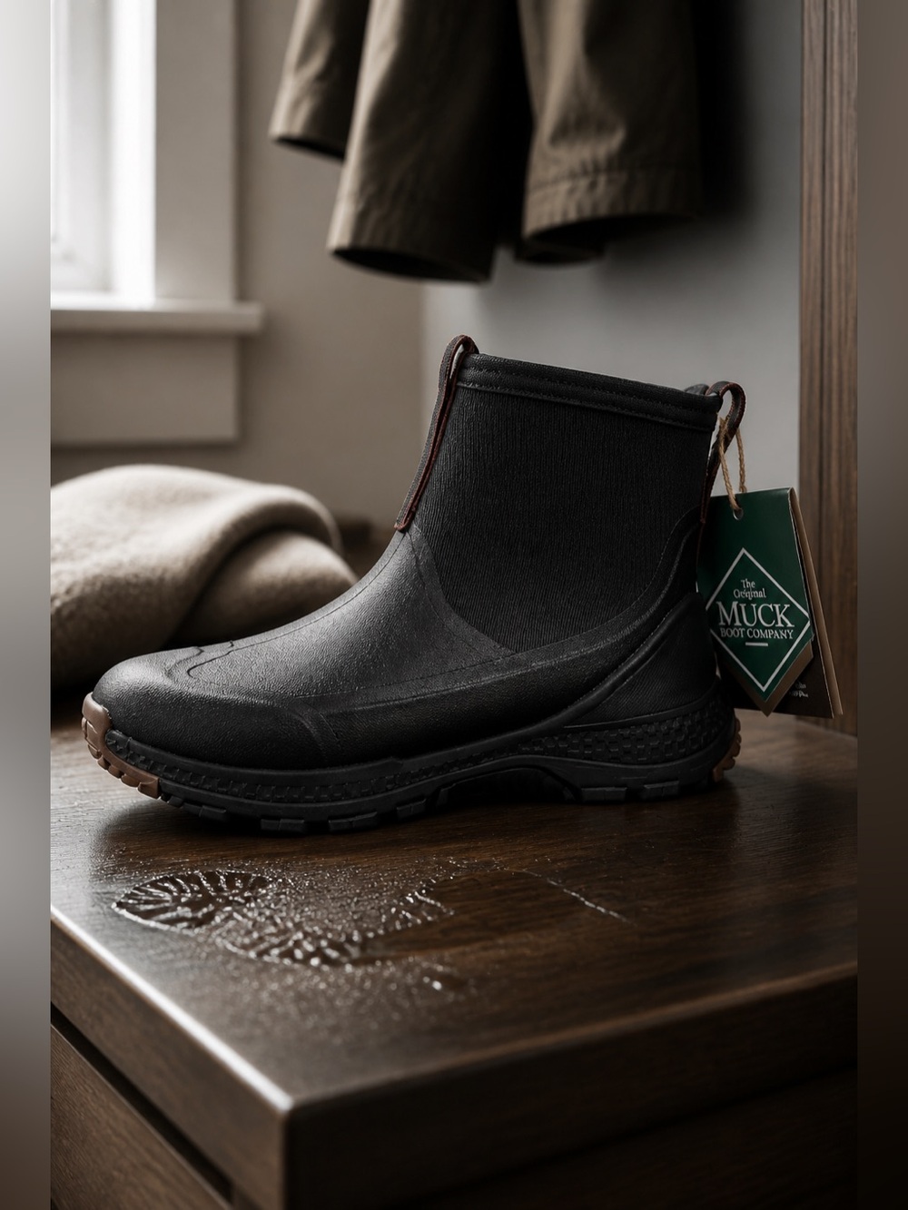 NIB The MUCK Boot Co Men’s Black Outscape Max Ankle Boot Shoe - Size M9